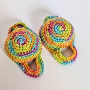 NEW, Crochet roller skate toe guards and heart lace charms, handmade